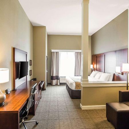 Comfort Suites - Dodge City Zewnętrze zdjęcie