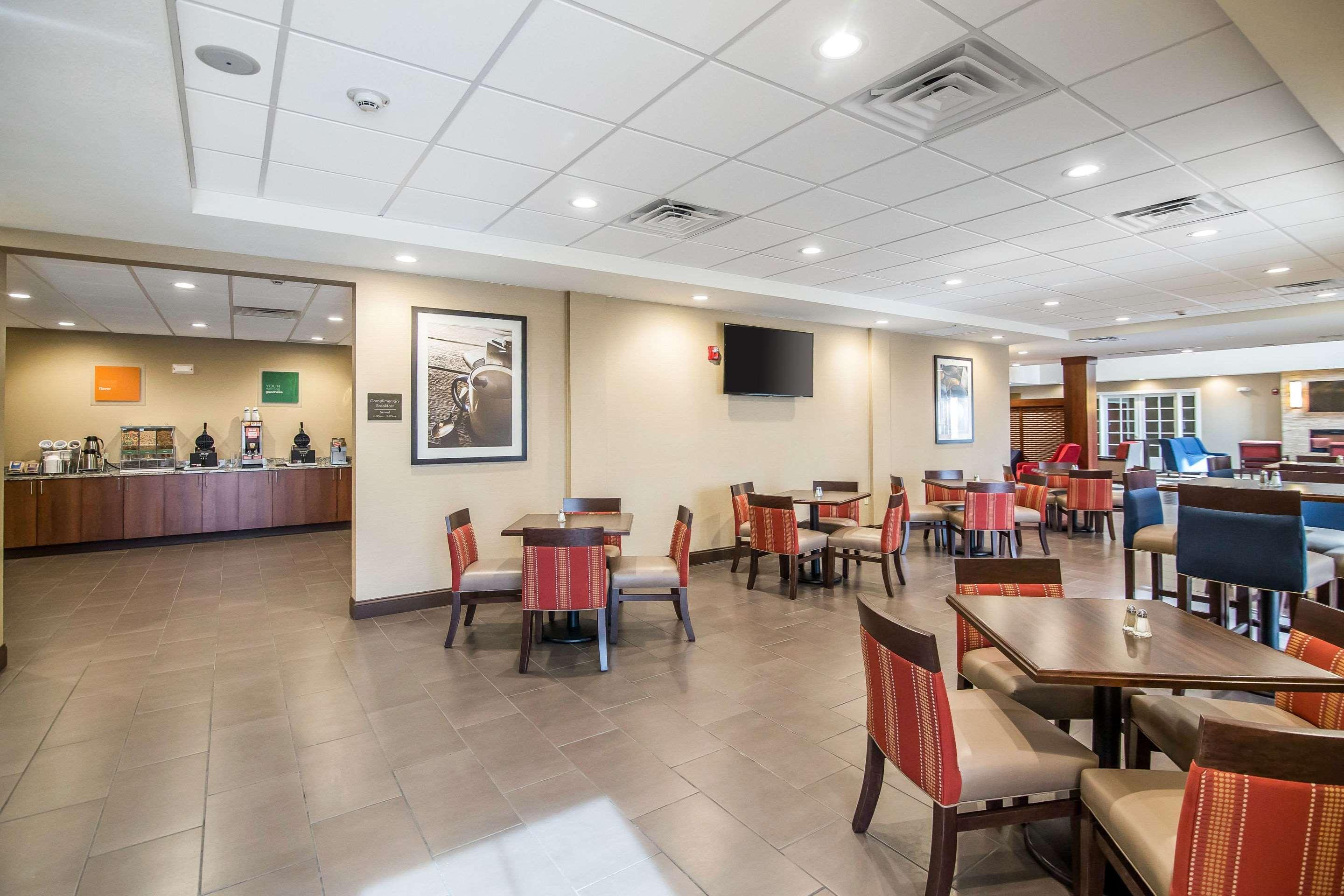 Comfort Suites - Dodge City Zewnętrze zdjęcie